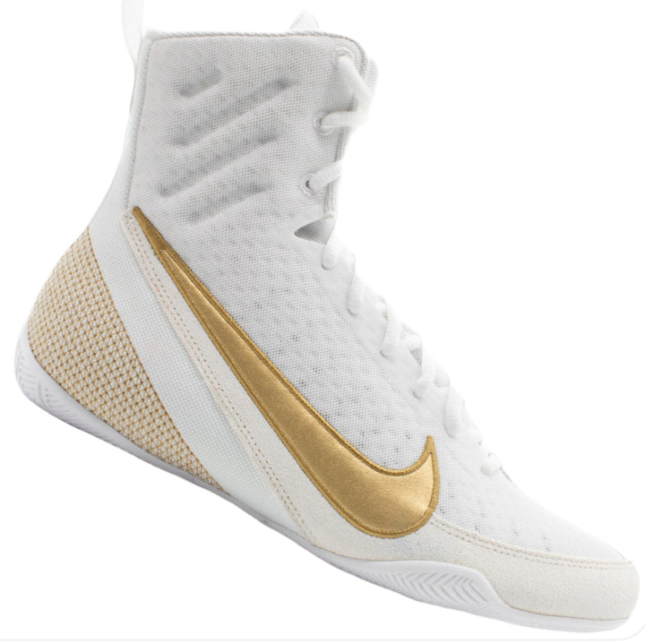 NIKE-MACHOMAI 3