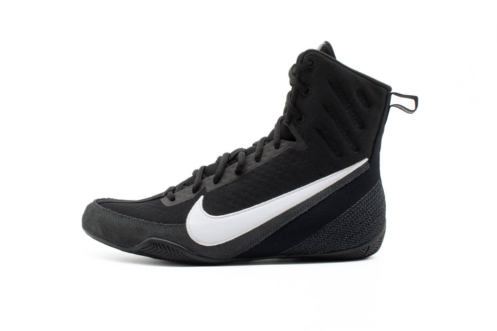 NIKE-MACHOMAI 3