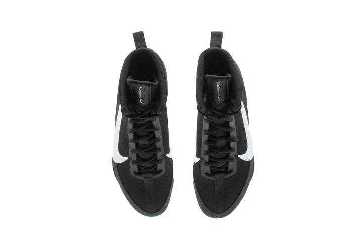 NIKE-MACHOMAI 3