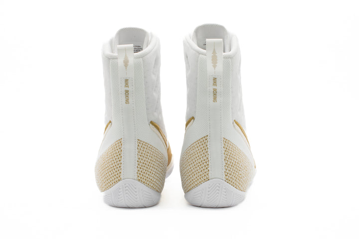 NIKE-MACHOMAI 3
