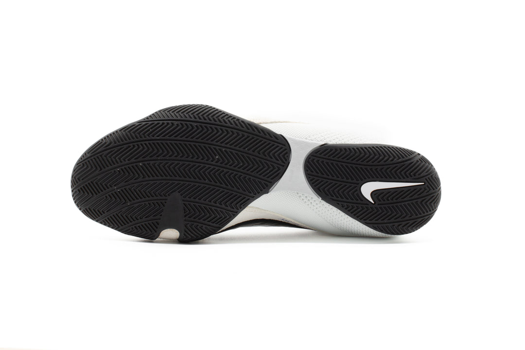 NIKE-MACHOMAI 3