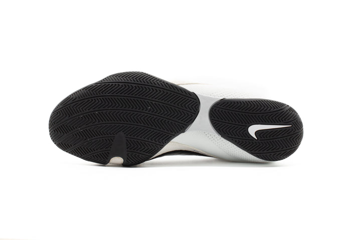 NIKE-MACHOMAI 3