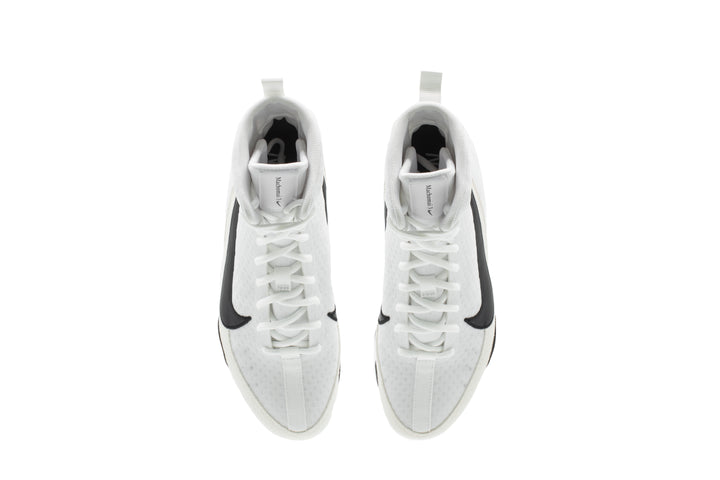 NIKE-MACHOMAI 3