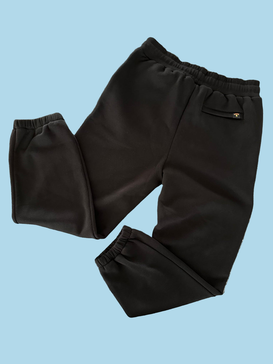 KRONK GLOVES JOGGERS