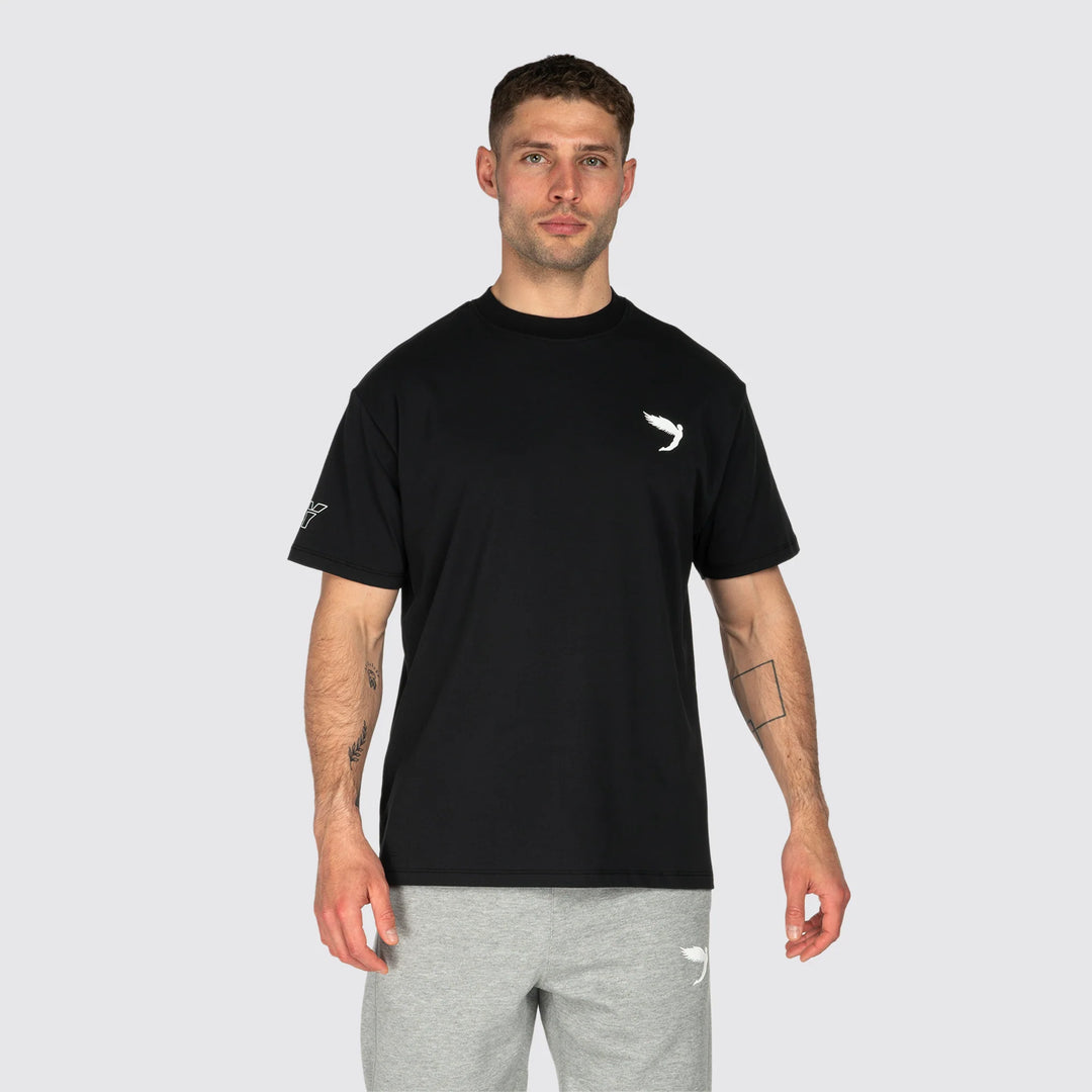 FLY UNDISPUTED RELAXED FIT T-SHIRT