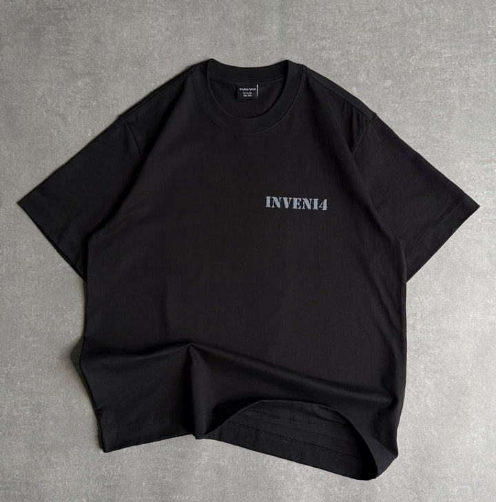 MAD DOGS X INVENI / LIMITED EDITION BOX FIT TEE